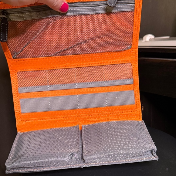 Harley-Davidson Tri-Fold Storage Case with Embossed Logo - Picture 4 of 5